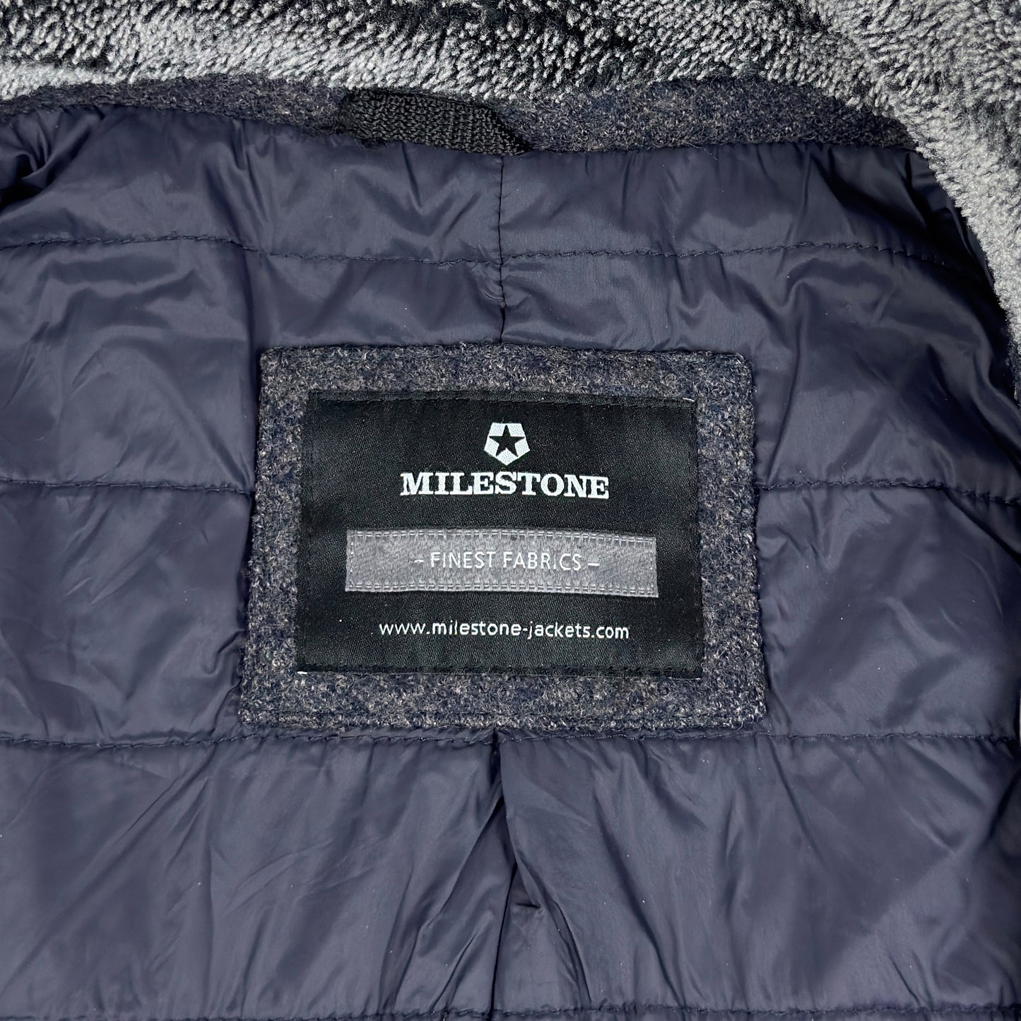 Palton Milestone 54% Lână - L