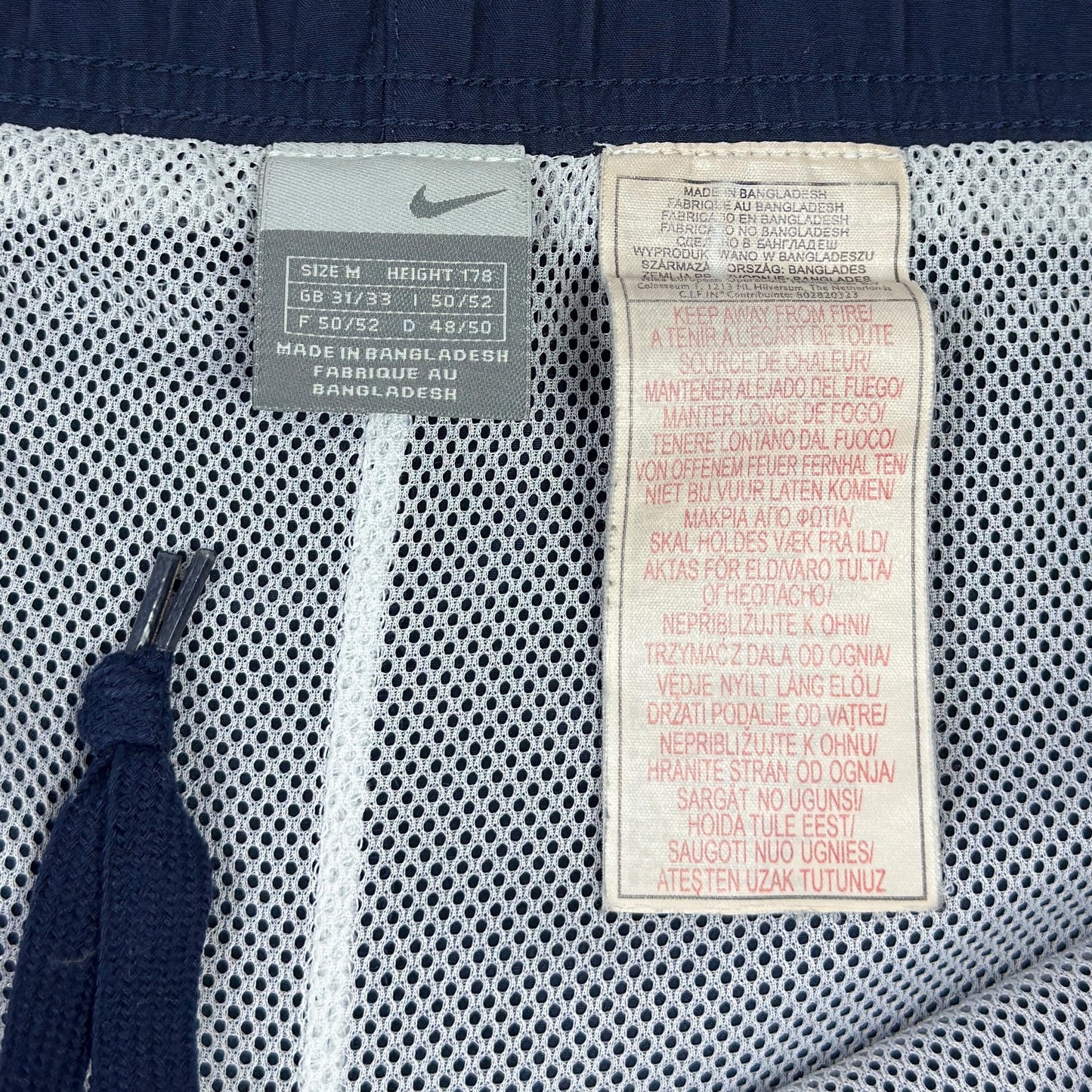 Pantaloni Trei Sferturi Nike Vintage - M