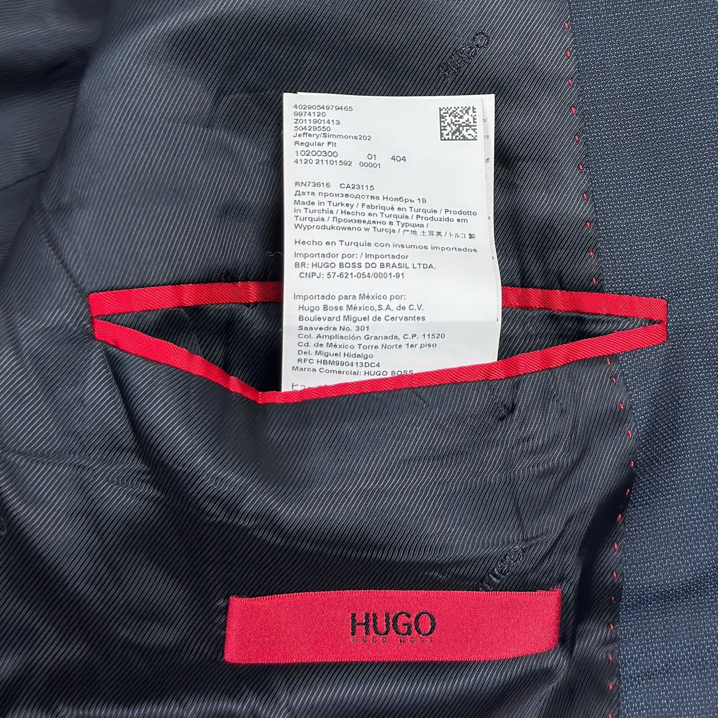 Sacou Hugo Boss 74% Lână - L