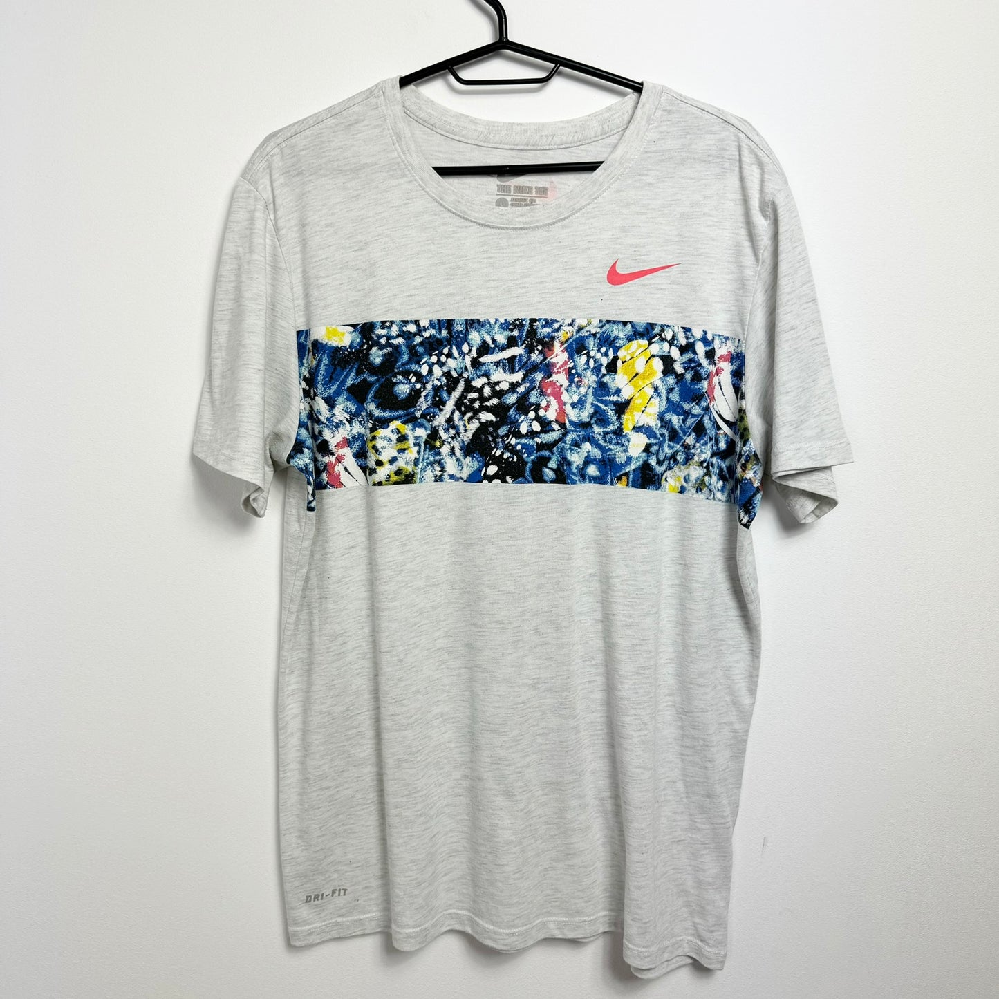 Tricou Nike - L
