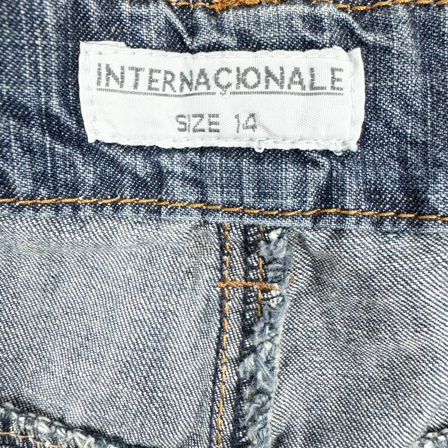 Blugi Internationale Vintage - W36/L32