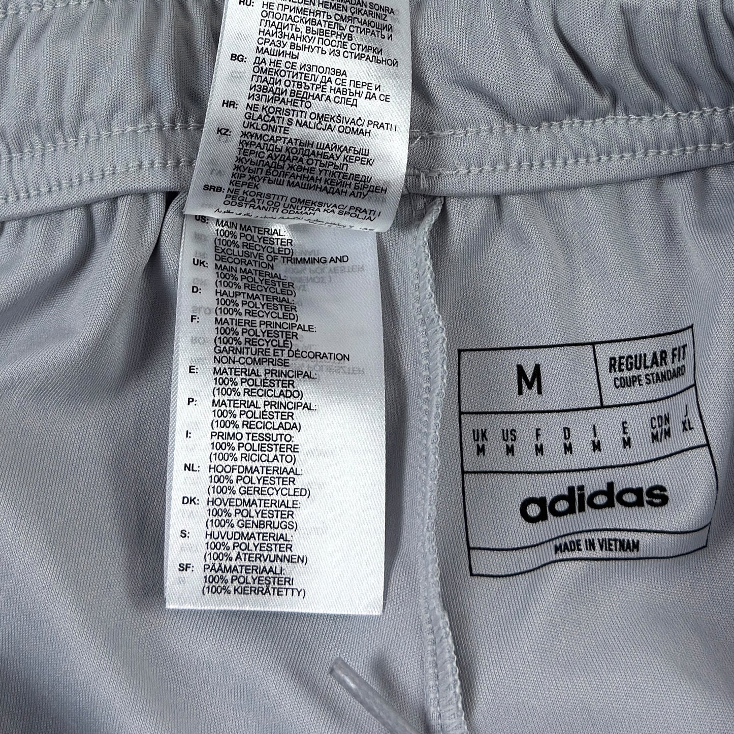 Pantaloni Scurți Adidas - M