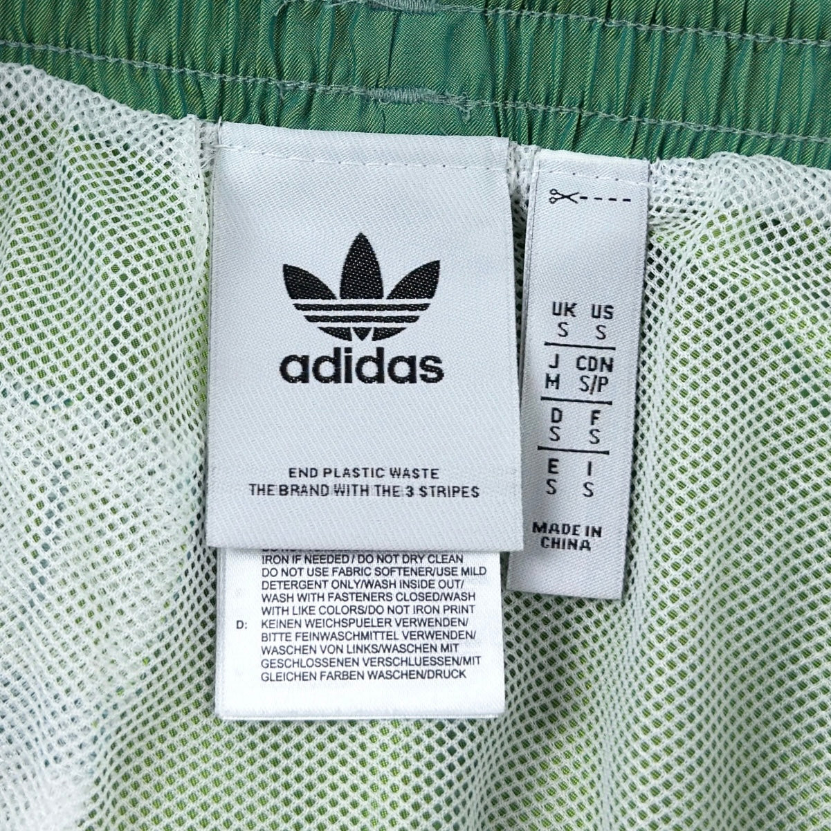 Pantaloni Scurți Adidas - S