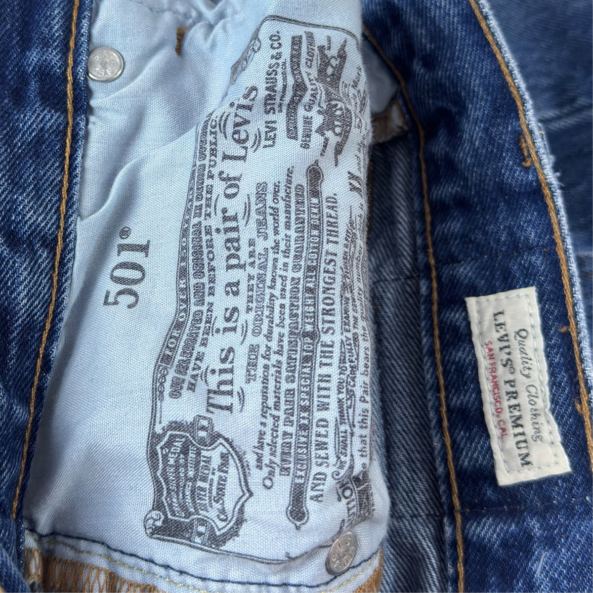 Blugi Crop Levi's 501 Femei - W28