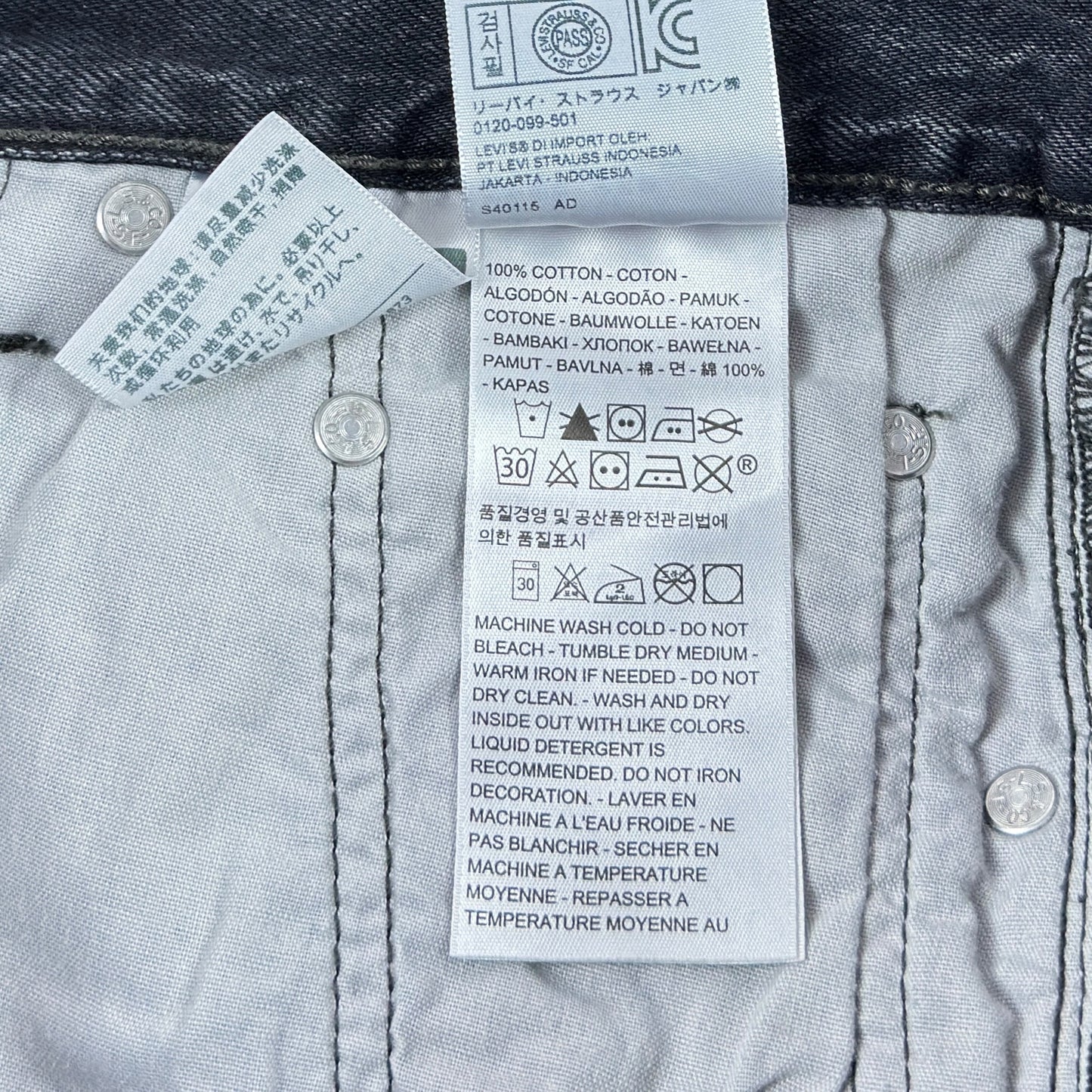 Blugi Scurți Levi's 501 Femei - W28