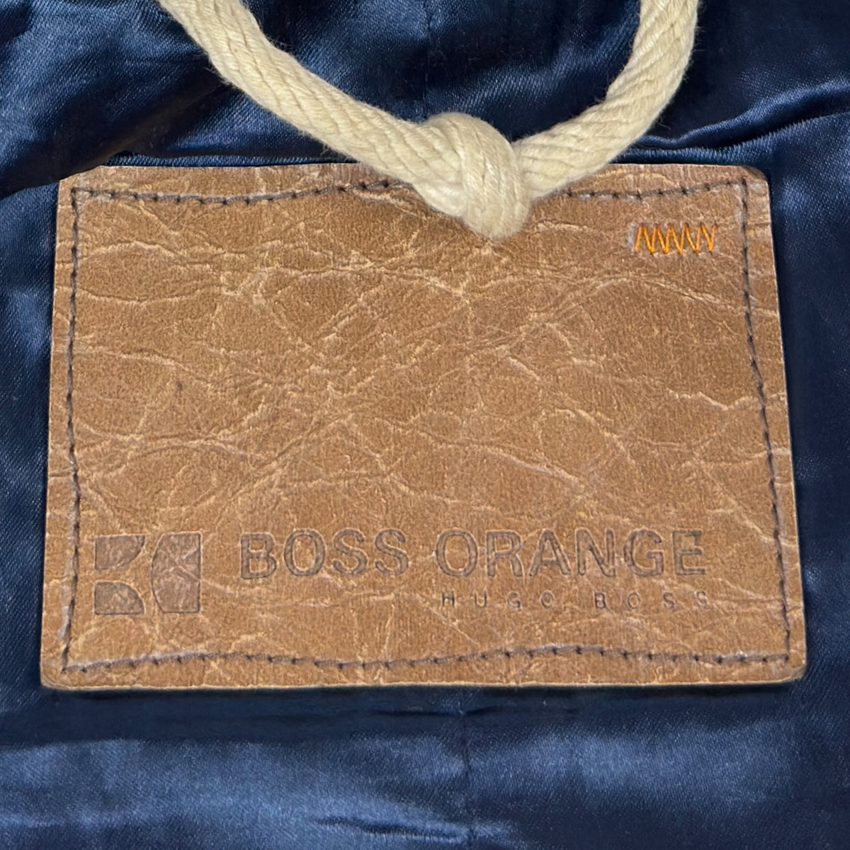 Jachetă Hugo Boss 100% Piele - XL