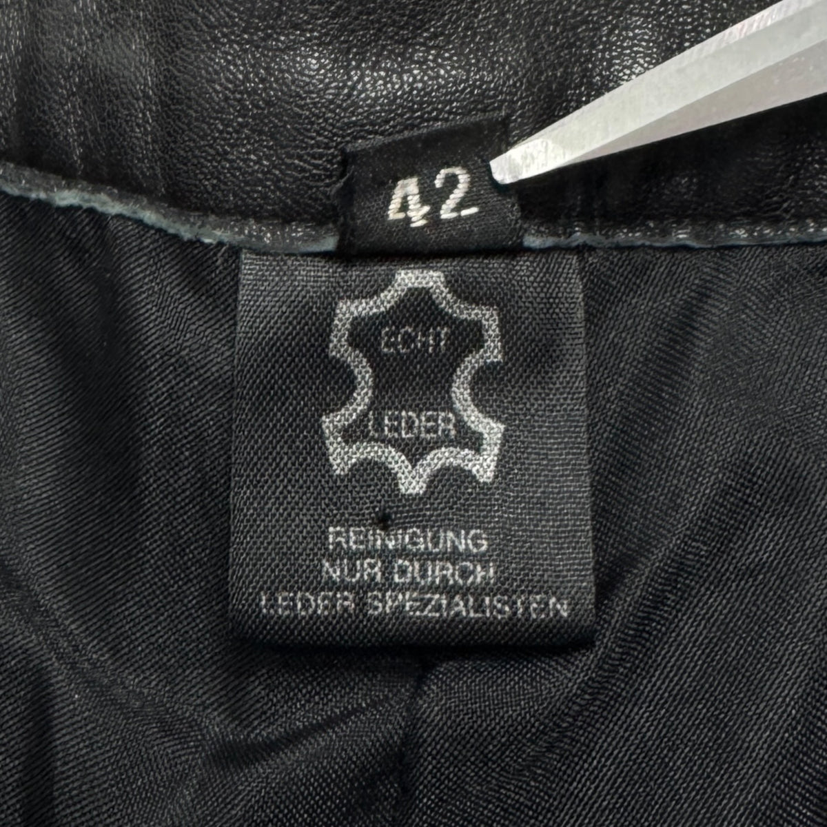 Pantaloni Vintage Femei 100% Piele - M/L