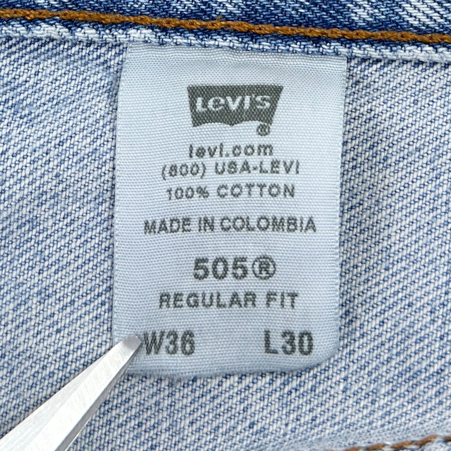Blugi Trei Sferturi Levi's 550 Vintage - W34