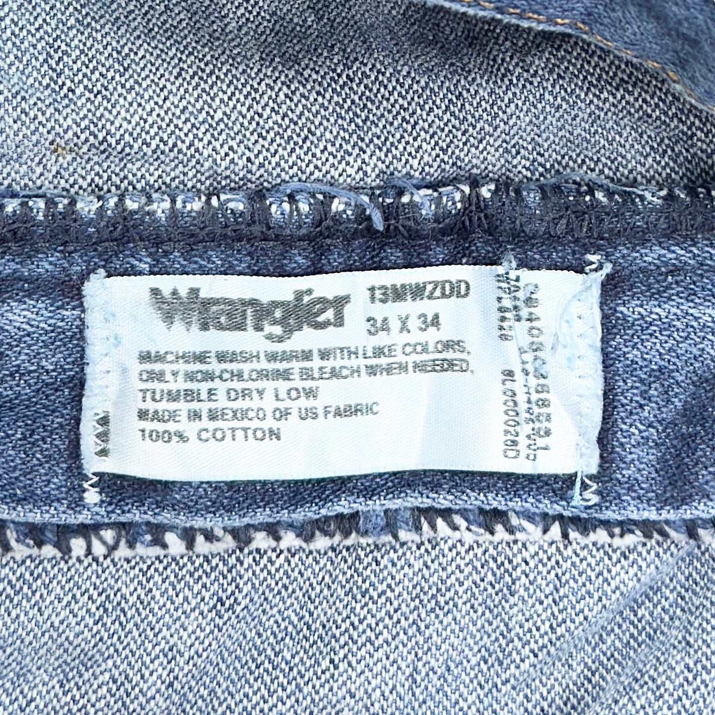 Blugi Wrangler