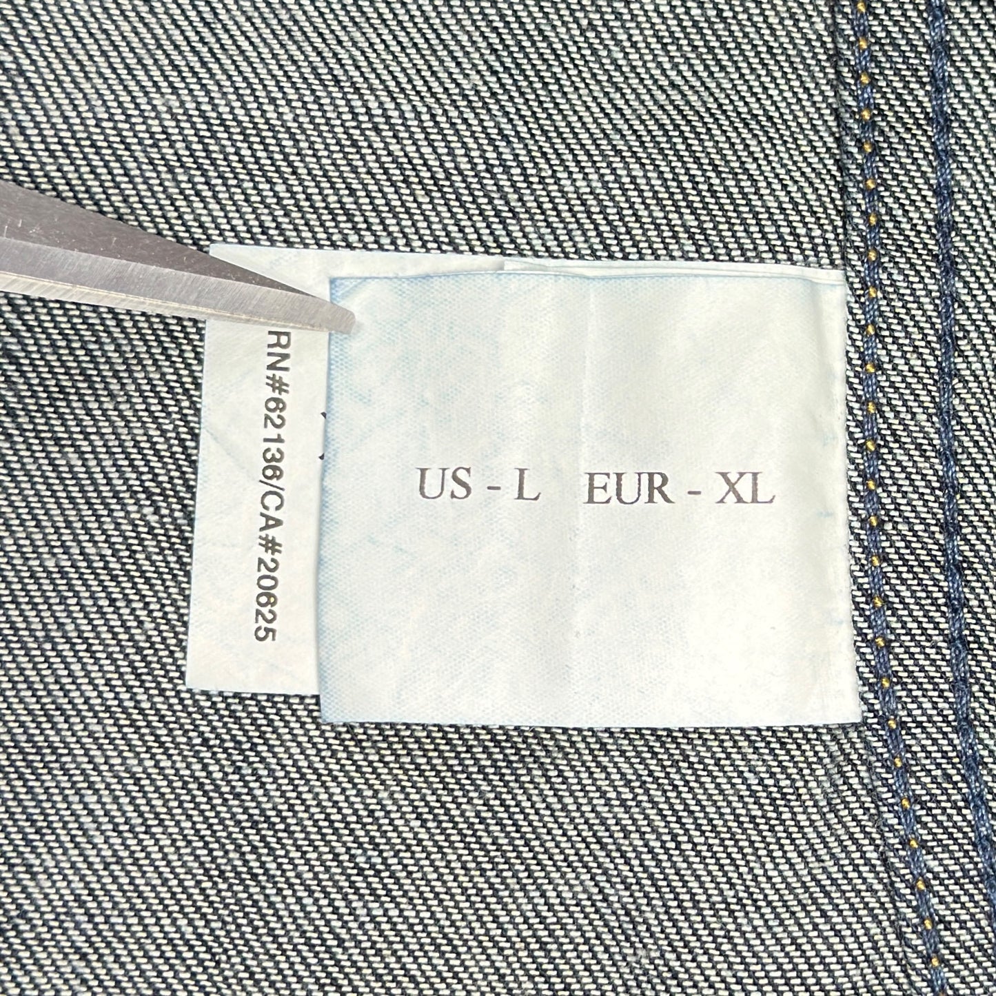 Jachetă GUESS - M