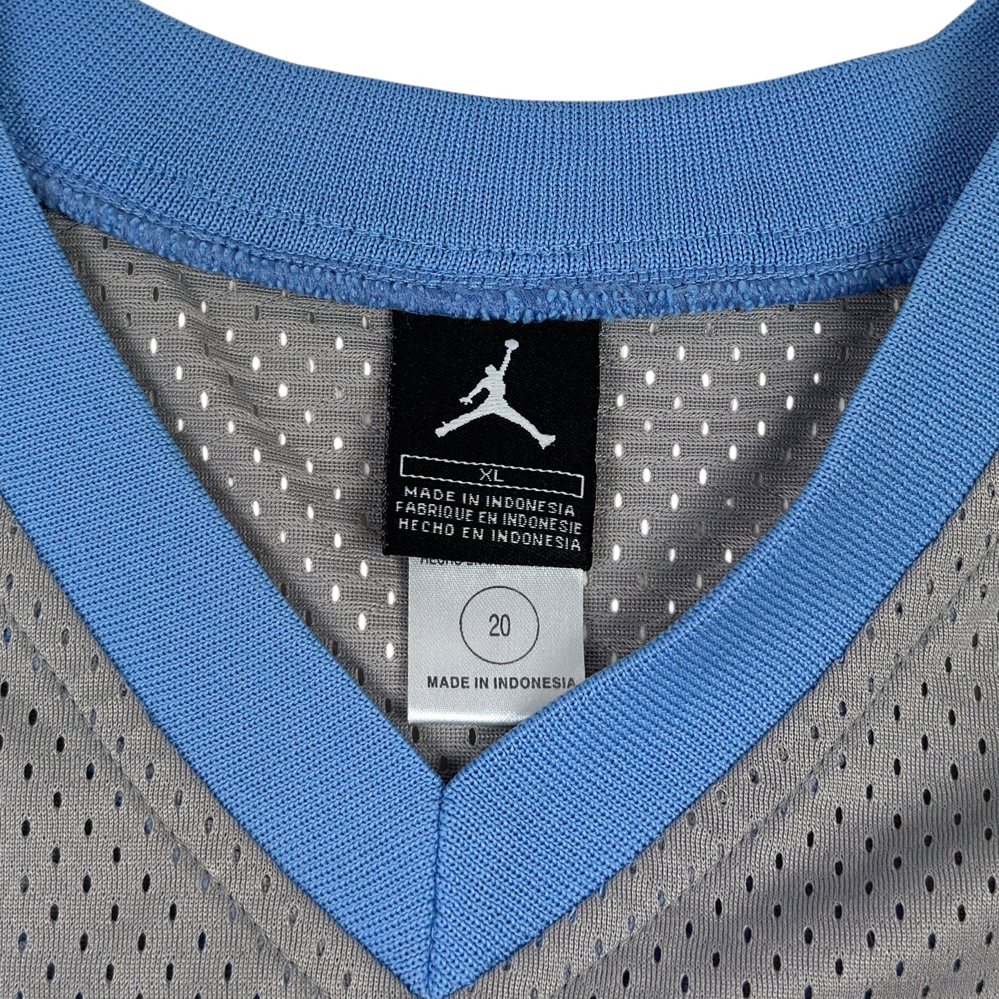 Jersey Maiou Jordan North Carolina Vintage - L