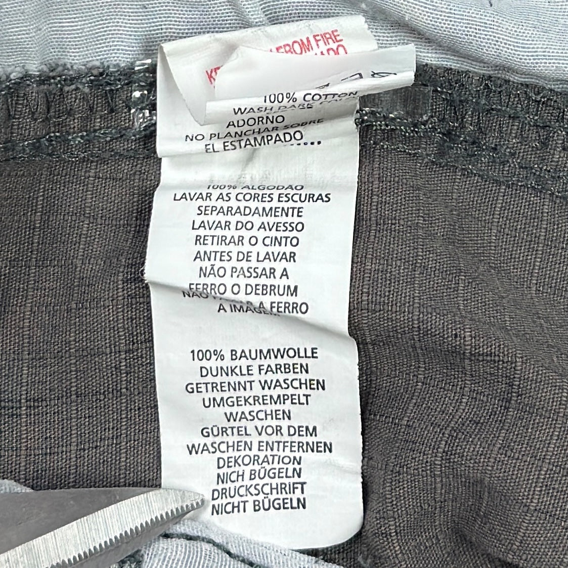 Pantaloni Scurți Cargo - W34