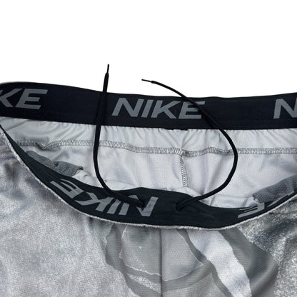 Pantaloni Scurți Nike - XL