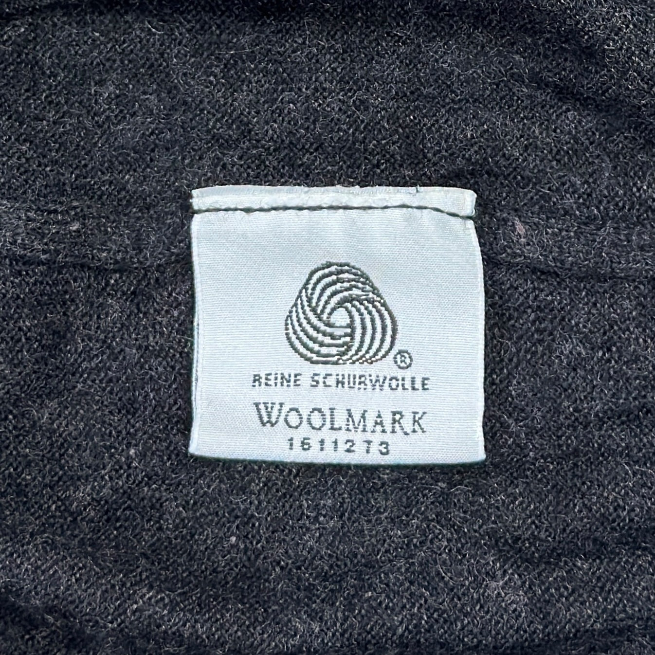 Pulover Royal Class 100% Lână - M